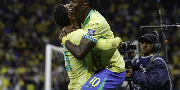 Brasil se mantém na quinta colocação do ranking da Fifa; veja o top-10