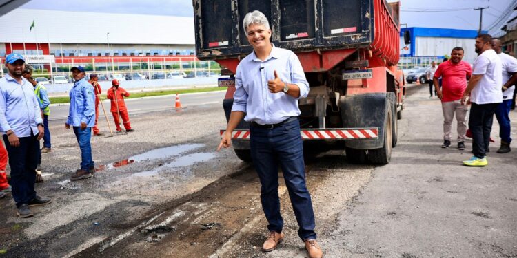 Samuel Carvalho se destaca por atuação nos primeiros seis meses de gestão
