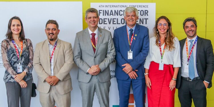 Márcio Macêdo representa o governo brasileiro na 4ª Conferência da ONU