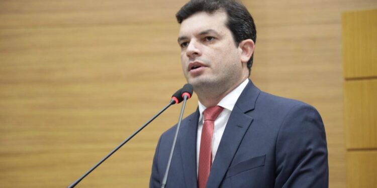 Paulo Júnior pede ao DER/SE melhorias em rodovias estaduais que cortam São Cristóvão