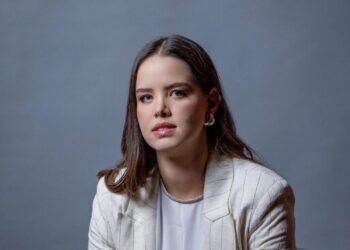 Médica com autismo transforma vivência com filha em trajetória de cuidado às crianças neuroatípicas