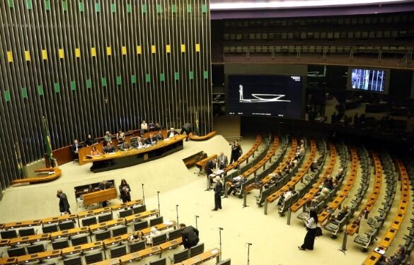 Câmara dos Deputados aprova projeto que prevê cálculo do valor da economia do cuidado no país