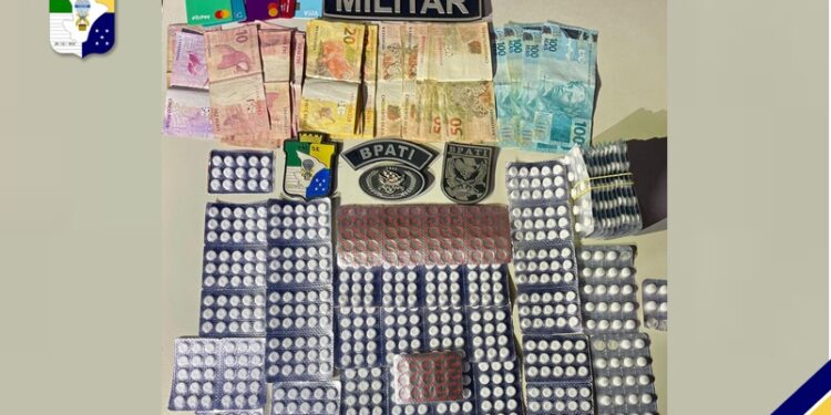 Policia Militar apreende 717 comprimidos de remédios controlados em Umbaúba