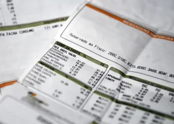 Nova tarifa social de energia elétrica passa a valer neste sábado