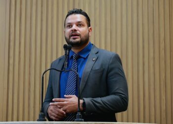 Vereador Anderson de Tuca cobra agilidade na liberação de emendas para clubes sergipanos