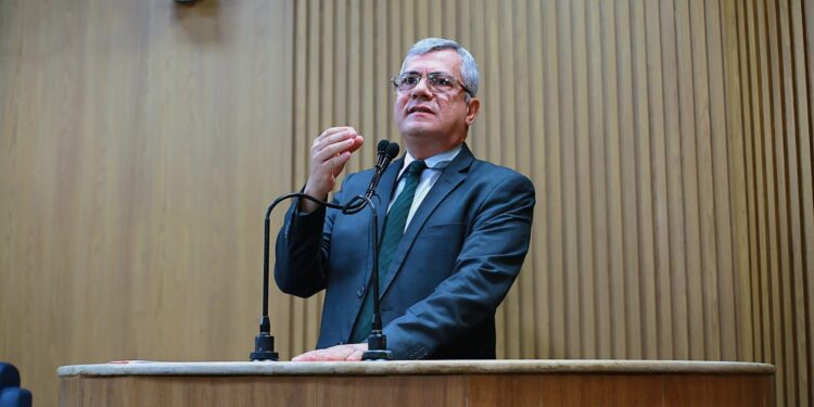 Iran Barbosa apela à bancada federal de Sergipe para que aprovem o “Descongela Já”