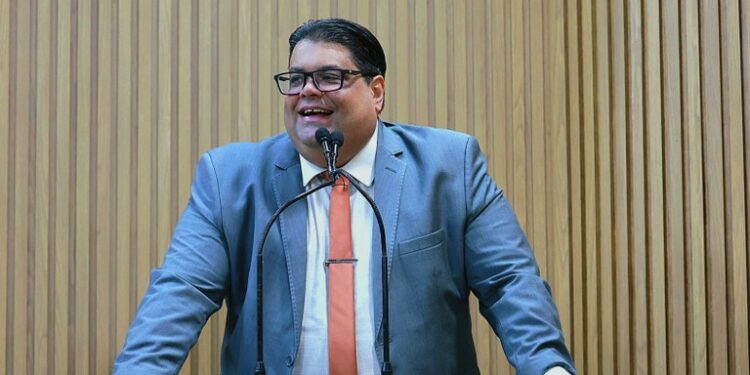 Joaquim da Janelinha reforça apoio ao esporte sergipano e parabeniza ações da Prefeitura