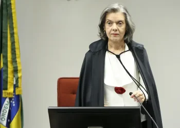 STF tem placar de 4 votos a 0 para manter cautelares contra Bolsonaro