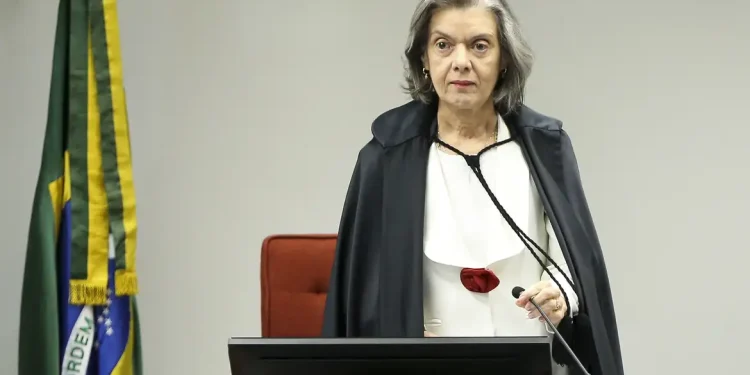 STF tem placar de 4 votos a 0 para manter cautelares contra Bolsonaro