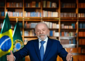 Em pronunciamento, Lula diz que tarifaço é “chantagem inaceitável”