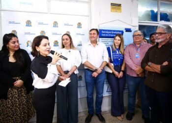 Prefeita Emília Corrêa inaugura Sala do Empreendedor na sede da Fundat