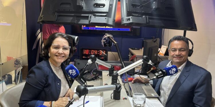 Em entrevista, Emília Corrêa anuncia pedido ao Governo do Estado para isenção de ICMS em ônibus elétricos