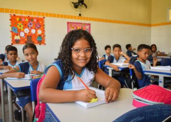 Volta às aulas: rede municipal de Aracaju retoma ano letivo nesta segunda, 28