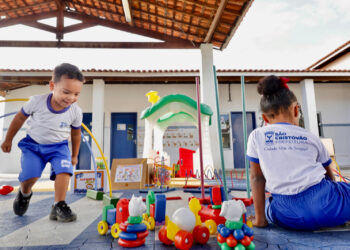 Prefeitura de São Cristóvão investe na aquisição de brinquedos e mobiliários para creches do município