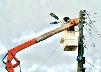 Prefeitura de São Cristóvão investe R$ 116 mil na modernização da iluminação pública em povoados