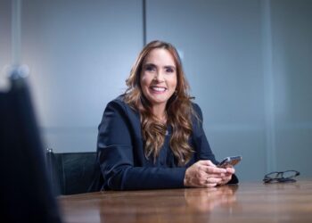 Rose Morais assume interinamente a presidência da OAB Nacional