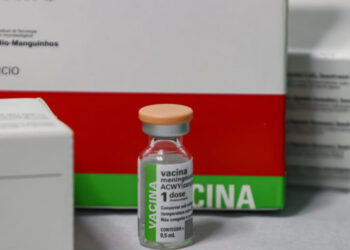 Vacina ACWY contra meningite passa a ser aplicada como dose de reforço em bebês de 12 meses