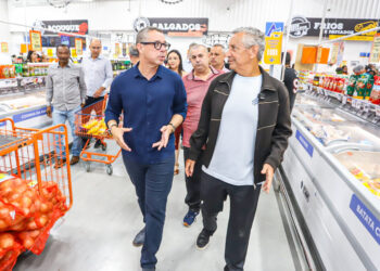 Fábio Mitidieri participa da inauguração do Atakarejo em Itabaiana e destaca momento positivo de atração de empresas a Sergipe