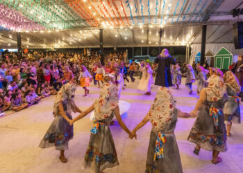 Última semana da Vila do Forró 2025 tem início com mais de 30 atrações de diversos estilos