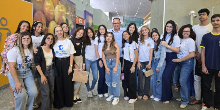 Alunos da segunda turma do ‘Sergipe no Mundo’ de 2025 dão mais um passo para intercâmbio com emissão de passaporte