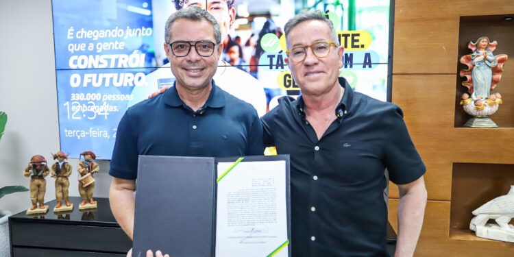 Fábio Mitidieri reposiciona time e empossa Nitinho Vitale como secretário de Representação em Brasília