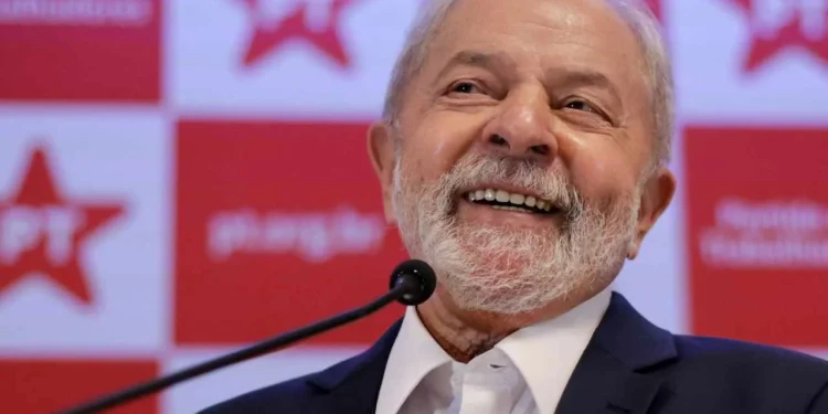 50,2% aprovam governo Lula e avaliação positiva chega a 46,6%, diz pesquisa AtlasIntel