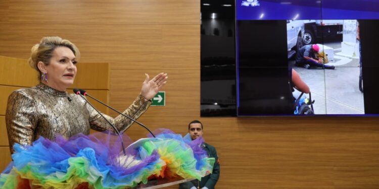 Linda Brasil critica mudanças no Restaurante Popular Padre Pedro