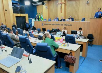 Câmara de Aracaju debate situação da população em situação de rua, serviços públicos e investimentos em infraestrutura