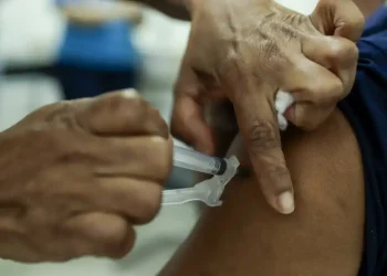 Quatro estados apresentam aumento de síndrome respiratória por covid