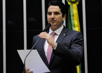 Gustinho Ribeiro destaca vitória social com aprovação da Tarifa de Energia Gratuita até 80 kWh