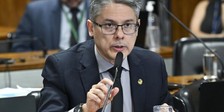 “Cada centavo desviado de aposentados é um crime social”
