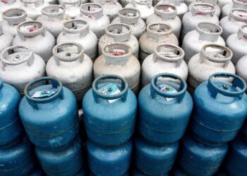 Governo federal lança programa para distribuir gás de cozinha a 15,5 milhões de famílias