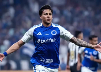 Kaio Jorge brilha e Cruzeiro derrota Atlético-MG na Copa do Brasil