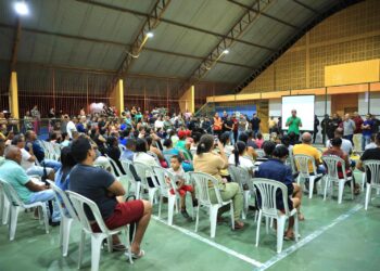 Prefeito Samuel Carvalho lança programa ‘Alô, Comunidade’ com ampla participação popular no Santa Cecília