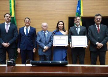Por iniciativa do deputado Luciano Pimentel, juízes são agraciados com Título de Cidadania Sergipana