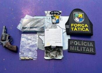 PMSE apreende revólver e drogas no Conjunto João Alves