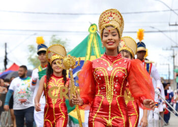 Celebrações de São Cristóvão à Independência do Brasil continuam com desfile cívico no bairro Eduardo Gomes