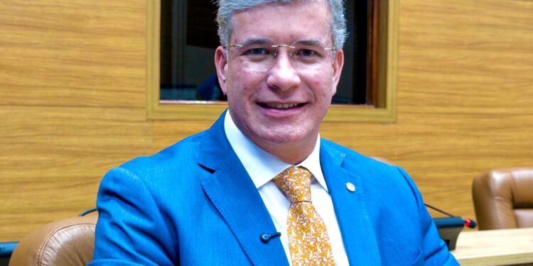 Cristiano Cavalcante reforça defesa da saúde mental de sergipanos