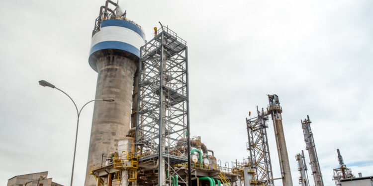 Retomada da Fafen em Sergipe avança com assinatura de contrato com novo operador