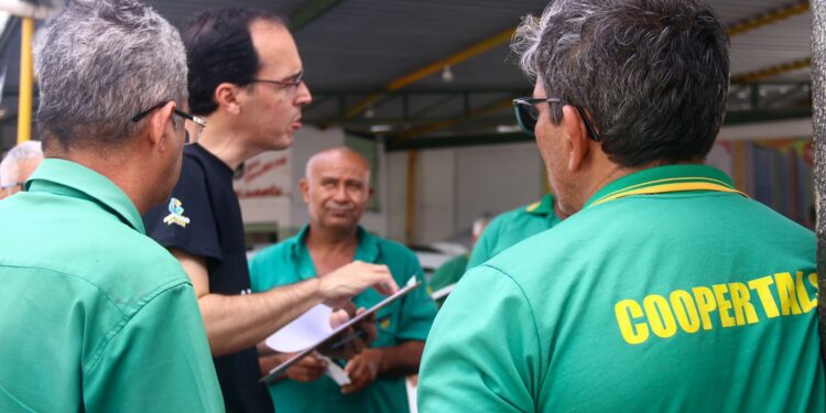 Georgeo lança ‘Campanha Taxa Justa Já’ com abaixo-assinado pela redução das taxas do Detran