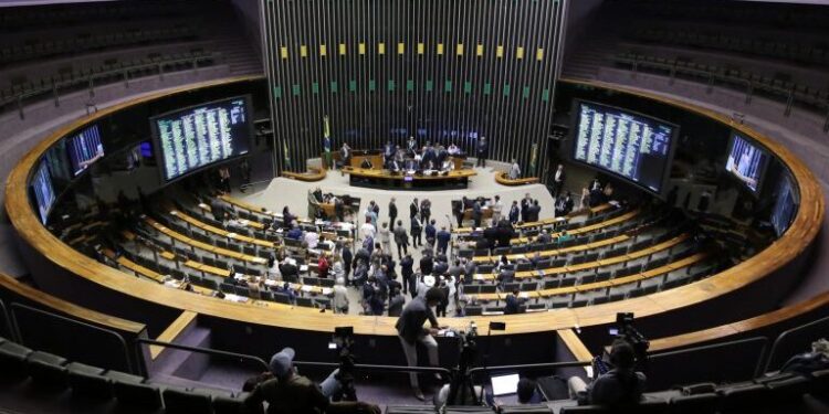 Confira como votou deputados federais por Sergipe na PEC da Blindagem