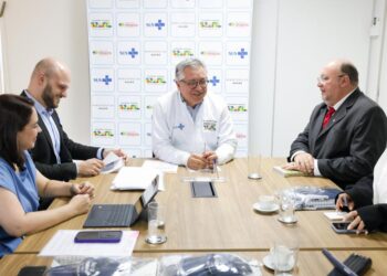 SMS de Aracaju busca novos recursos em Brasília para reduzir filas de exames e ampliar acesso à consulta especializada