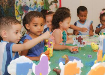 Educação de Aracaju promove Plenarinha 2025 e explora o mundo das plantas e animais