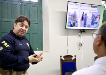 Prefeitura de São Cristóvão renova termo de cooperação com o Programa Educar PRF