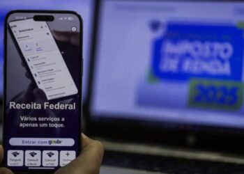 Receita libera pagamento de R$ 1 bilhão do 5º lote de restituição do IR 2025, com correção de 4,54%