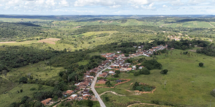 Obras do Governo de Sergipe levam dignidade e desenvolvimento a moradores de Capela