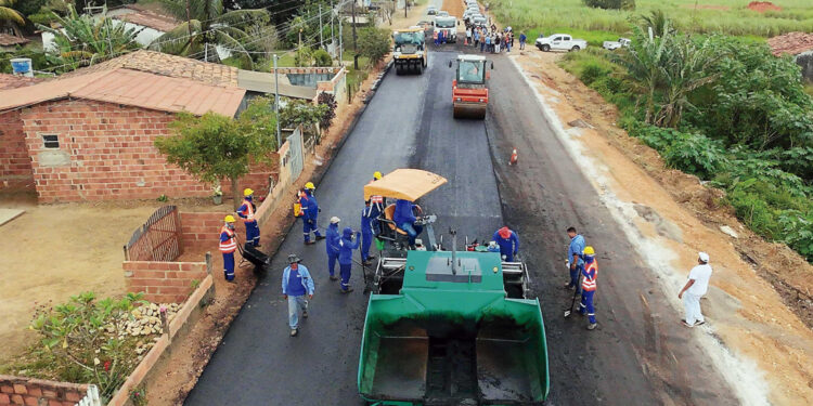 Moradores comemoram entregas do Governo em General Maynard e Dores