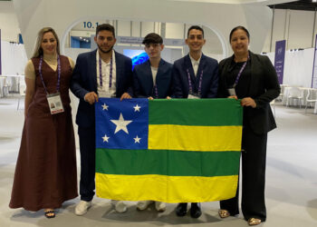 Estudantes sergipanos levam inovação científica a evento nos Emirados Árabes