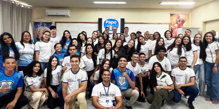 Secretaria de Estado da Educação fortalece diálogo com estudantes monitores do médio sertão sergipano