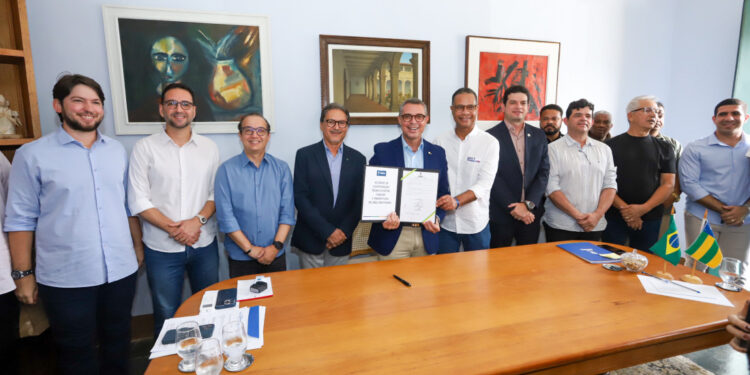 Governador Fábio Mitidieri assina acordo de cooperação com Festival de Artes de São Cristóvão no valor de R$ 3 milhões